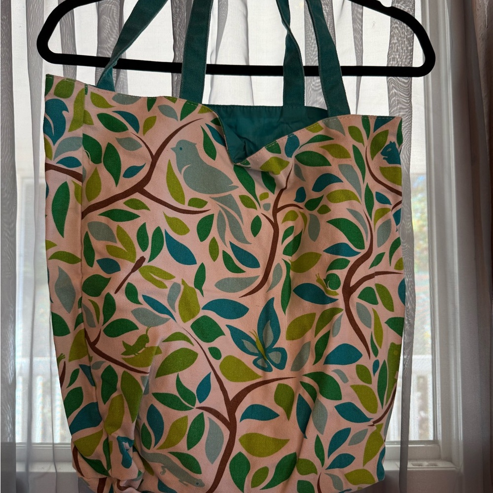 Leaf Patterned Tote Bag